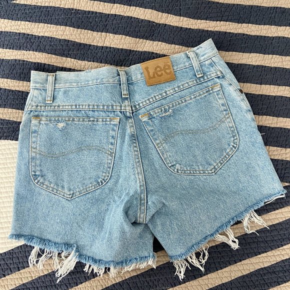 Vintage Lee Denim Distressed Shorts - Picture 2 of 5